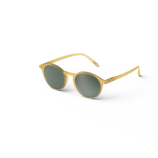 Lunettes de soleil izipizi vue de face sur fond blanc