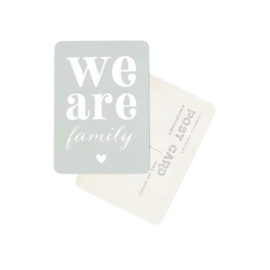 Carte we are family bleu cinq mai fond blanc