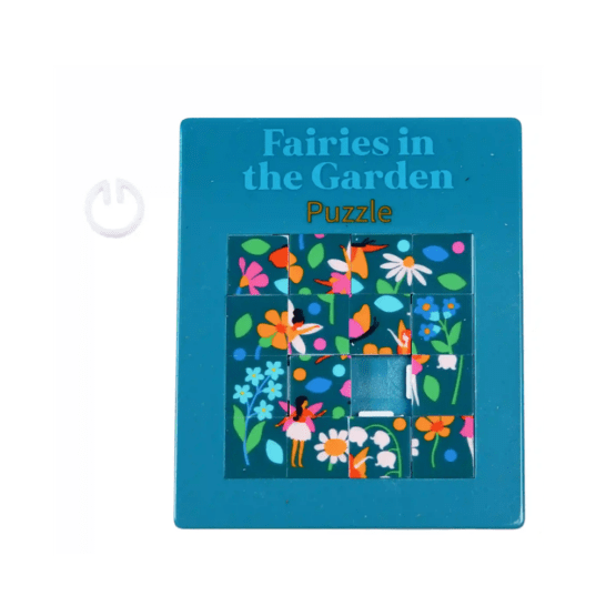 mini puzzle casse-têtes fées rl photo puzzle en cours sur fond blanc