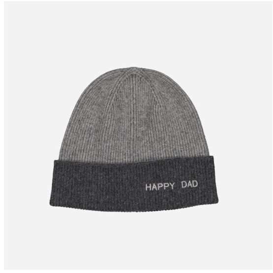 un bonnet "happy dad" gris chamaye, vue de face sur fond blanc