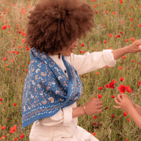 Grand foulard amour ciel bindi atelier