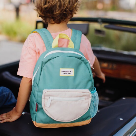 un sac à dos mini captain Hello hossy, ambiance