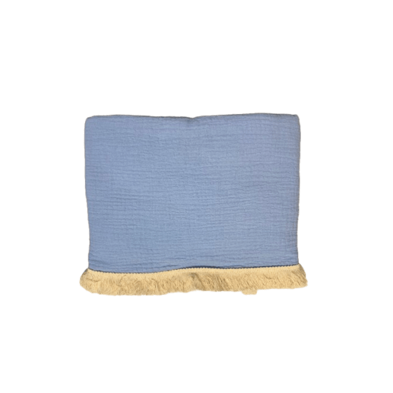 Cette serviette de plage fouta de couleur bleue est l'indispensable à avoir pour vos journées plage !