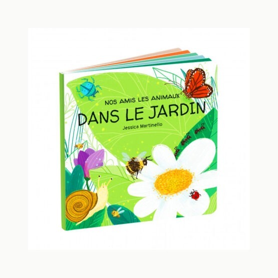 un kit avec un livre et un jeu de société sur le jardin Sassi, le livre vue de face sur fond blanc