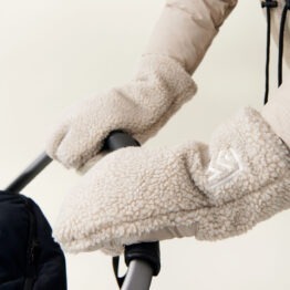 gants sherpa liewood mise en situation