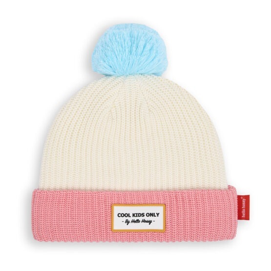 Bonnet color block pink ice sur fond blanc