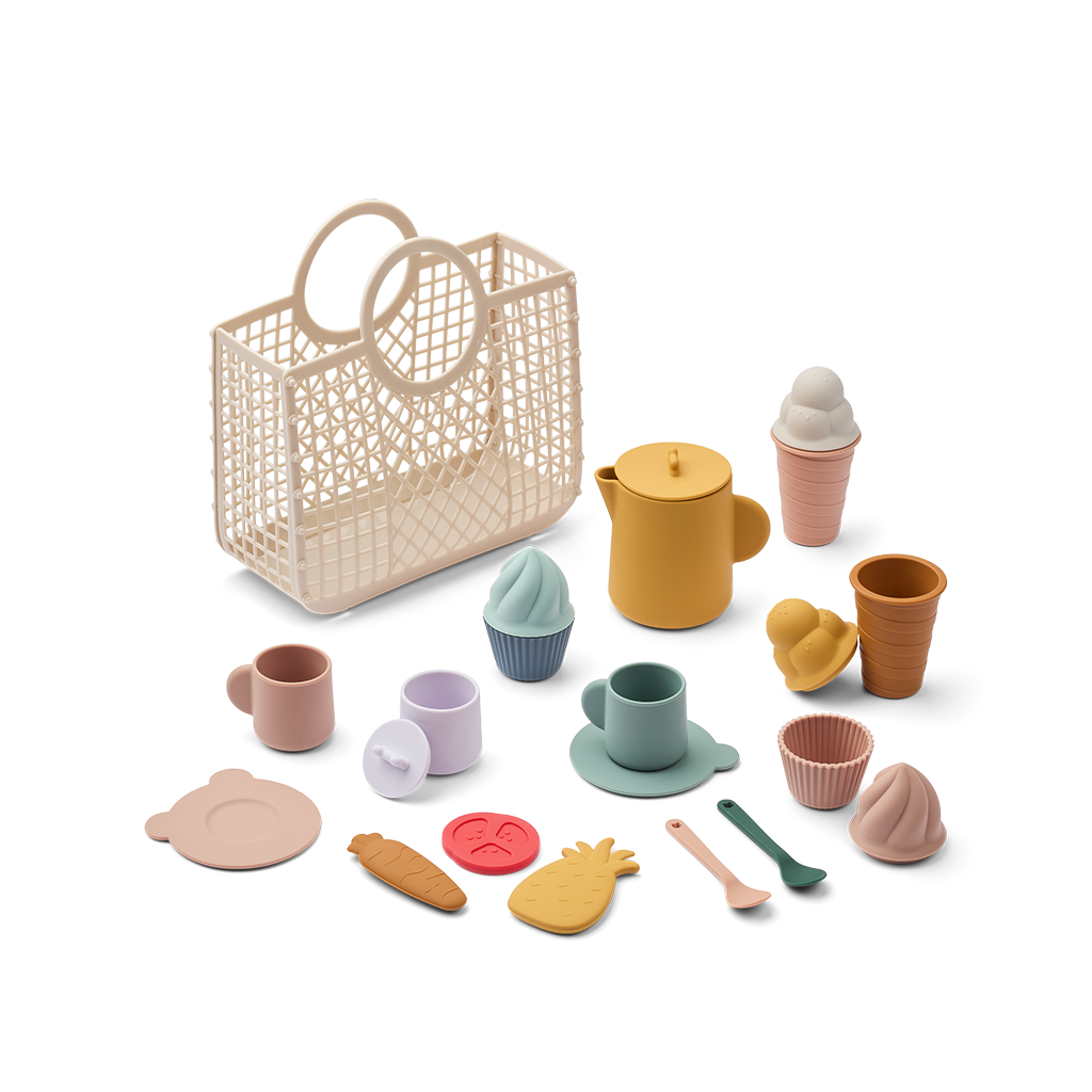 Ensemble pique-nique panier et accessoires en silicone Liewood